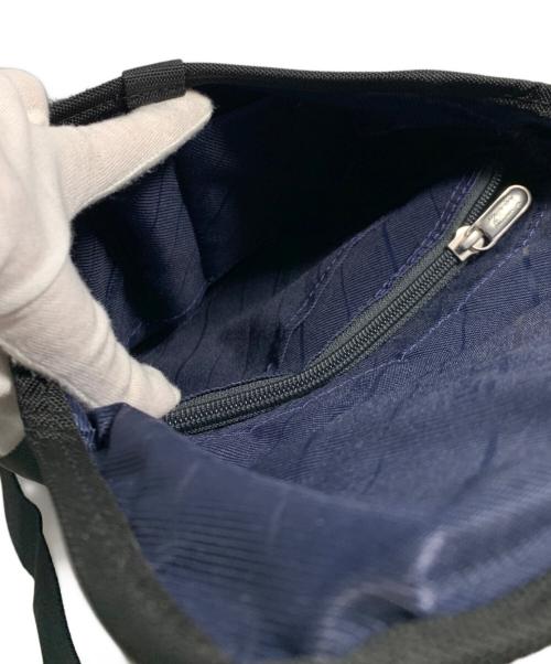 ZERO HALLIBURTON（ゼロ ハリバートン）ZERO HALLIBURTON (ゼロ ハリバートン) ショルダーバッグ ブラックの古着・服飾アイテム