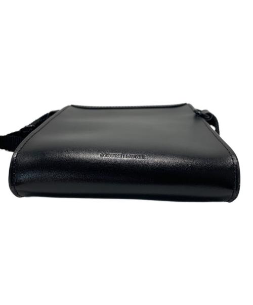 FRED PERRY（フレッドペリー）FRED PERRY (フレッドペリー) ショルダーバッグ ブラックの古着・服飾アイテム