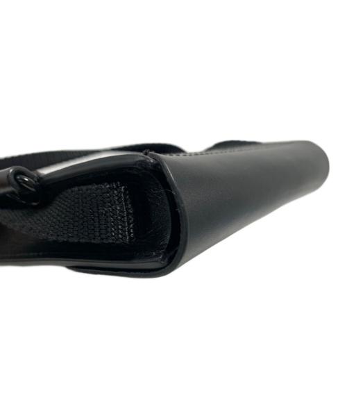 FRED PERRY（フレッドペリー）FRED PERRY (フレッドペリー) ショルダーバッグ ブラックの古着・服飾アイテム