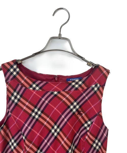 BURBERRY BLUE LABEL（バーバリー ブルー レーベル）BURBERRY BLUE LABEL (バーバリー ブルー レーベル) ノースリーブワンピース レッド サイズ:38の古着・服飾アイテム