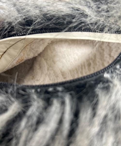 CHANEL（シャネル）CHANEL (シャネル) ファンタジーファーブーツ ブラック×グレー サイズ:38の古着・服飾アイテム