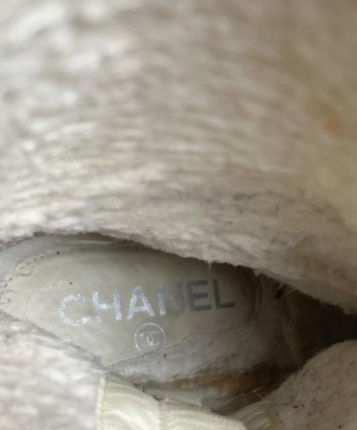 CHANEL（シャネル）CHANEL (シャネル) ファンタジーファーブーツ ブラック×グレー サイズ:38の古着・服飾アイテム