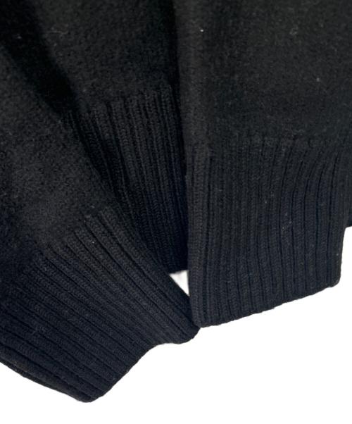 AMI Alexandre Mattiussi（アミアレクサンドルマテュッシ）AMI Alexandre Mattiussi (アミアレクサンドルマテュッシ) 厚手ニット ブラック×レッド サイズ:Sの古着・服飾アイテム