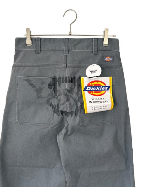 Dickies（ディッキーズ）Dickies (ディッキーズ) YOUNGER SONG (ヤンガーソング) パンツ グレー サイズ:M 未使用品の古着・服飾アイテム