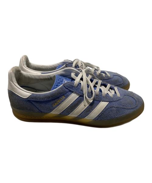 adidas（アディダス）adidas (アディダス) スニーカー スカイブルー×ベージュ サイズ:UK８の古着・服飾アイテム