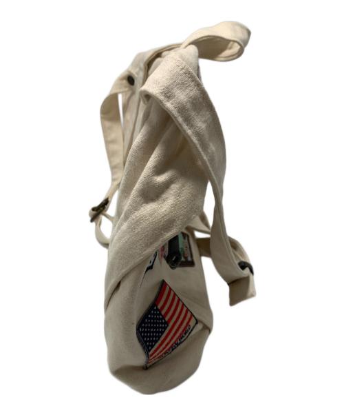 HUNTING WORLD（ハンティングワールド）HUNTING WORLD (ハンティングワールド) ワッペンデニムショルダーバッグ アイボリーの古着・服飾アイテム