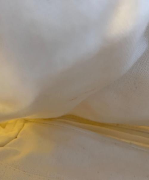 HUNTING WORLD（ハンティングワールド）HUNTING WORLD (ハンティングワールド) ワッペンデニムショルダーバッグ アイボリーの古着・服飾アイテム