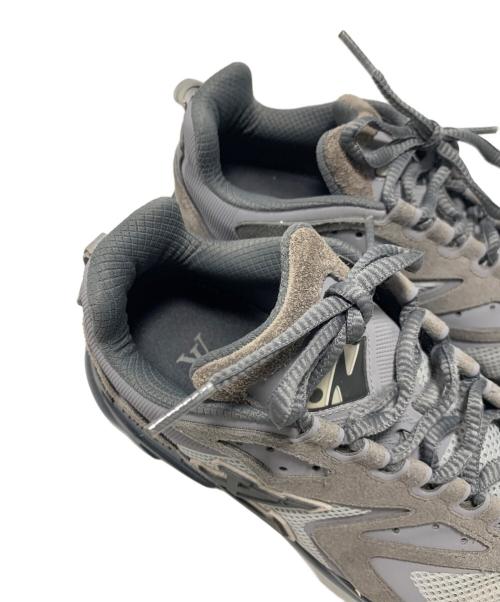 LOUIS VUITTON（ルイ ヴィトン）LOUIS VUITTON (ルイ ヴィトン) スニーカー グレー サイズ:8の古着・服飾アイテム