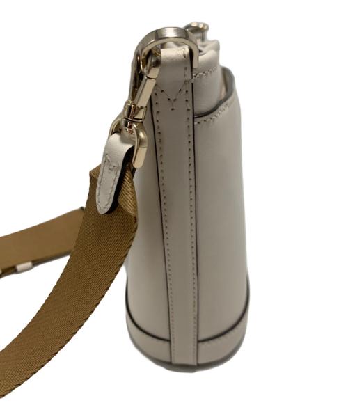 Kate Spade（ケイトスペード）Kate Spade (ケイトスペード) ショルダーバッグ ホワイトの古着・服飾アイテム