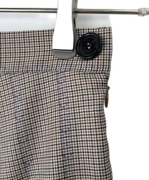 Vivienne Westwood（ヴィヴィアンウエストウッド）Vivienne Westwood (ヴィヴィアンウエストウッド) スカート ベージュ サイズ:36の古着・服飾アイテム