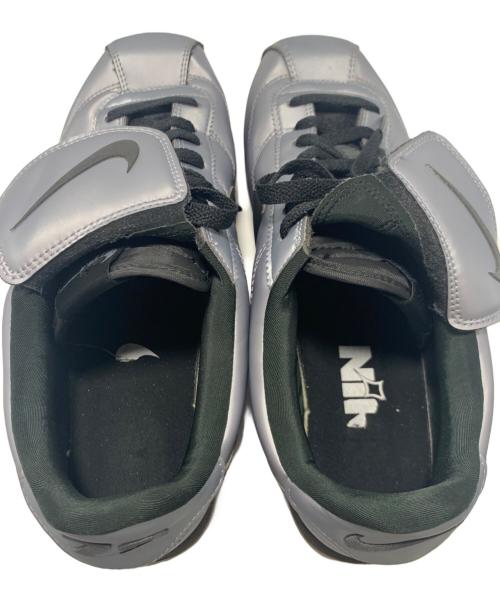 NIKE（ナイキ）NIKE (ナイキ) スニーカー グレー サイズ:27の古着・服飾アイテム