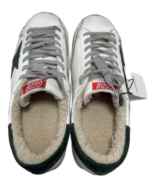 GOLDEN GOOSE（ゴールデングース）GOLDEN GOOSE (ゴールデングース) スニーカー ホワイト×グリーン サイズ:43の古着・服飾アイテム