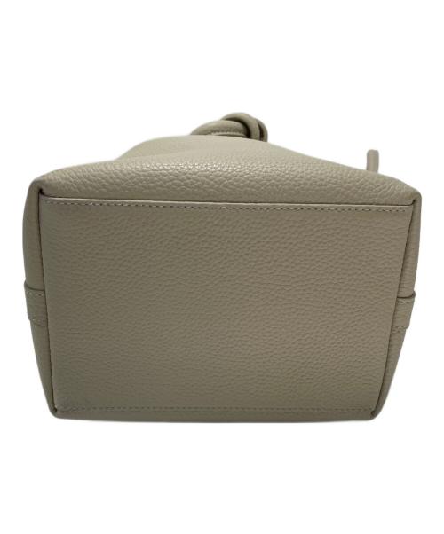 VASIC（ヴァジック）VASIC (ヴァジック) 巾着バッグ アイボリーの古着・服飾アイテム