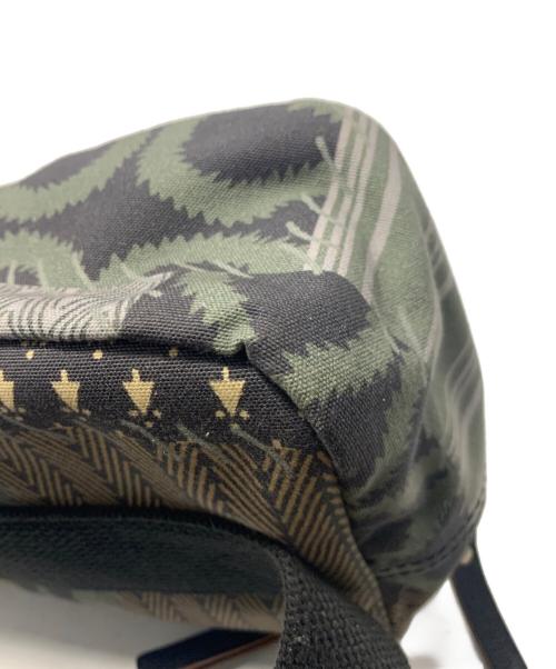 Vivienne Westwood man（ヴィヴィアン ウェストウッド マン）Vivienne Westwood man (ヴィヴィアン ウェストウッド マン) ボディーバッグ オリーブの古着・服飾アイテム