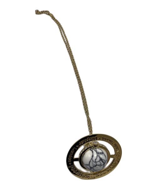 Vivienne Westwood（ヴィヴィアンウエストウッド）Vivienne Westwood (ヴィヴィアンウエストウッド) ジャイアントオーブネックス ゴールドの古着・服飾アイテム
