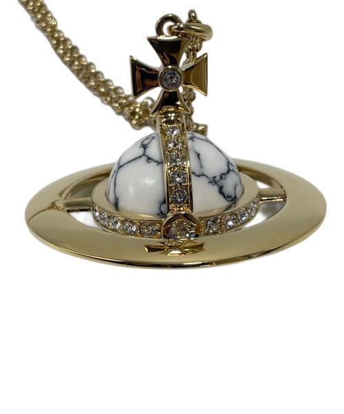 Vivienne Westwood（ヴィヴィアンウエストウッド）Vivienne Westwood (ヴィヴィアンウエストウッド) ジャイアントオーブネックス ゴールドの古着・服飾アイテム