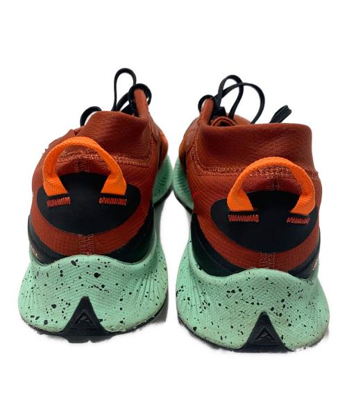 NIKE（ナイキ）NIKE (ナイキ) スニーカー ブラウン サイズ:26cmの古着・服飾アイテム