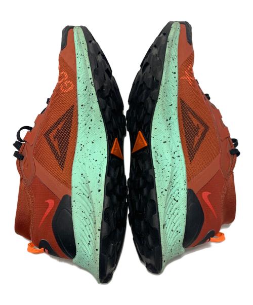 NIKE（ナイキ）NIKE (ナイキ) スニーカー ブラウン サイズ:26cmの古着・服飾アイテム