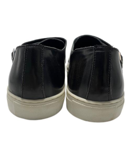 UNICOLA（ユニコラ）UNICOLA (ユニコラ) ダブルモンクスニーカー ブラック×ホワイト サイズ:SIZE 44の古着・服飾アイテム