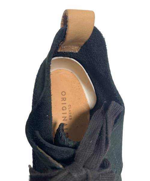 CLARKS（クラークス）CLARKS (クラークス) スニーカー ブラック×ホワイト サイズ:26.5cmの古着・服飾アイテム