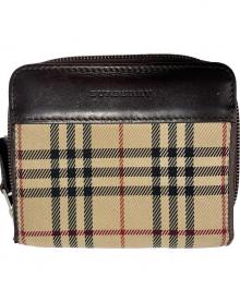 BURBERRY（バーバリー）の古着「2つ折り財布」｜ブラウン×アイボリー