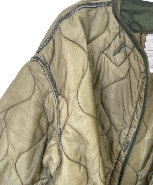 -（-）- (-) 中綿ジャケット オリーブ サイズ:Mの古着・服飾アイテム
