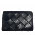 BOTTEGA VENETA（ボッテガベネタ）の古着「コンパクトウォレット」｜ブラック×グリーン