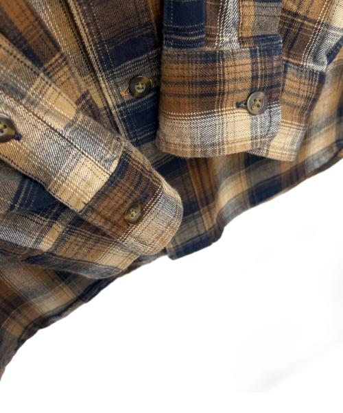 CarHartt（カーハート）CarHartt (カーハート) 長袖シャツ ブラウン×ブラック サイズ:Mの古着・服飾アイテム