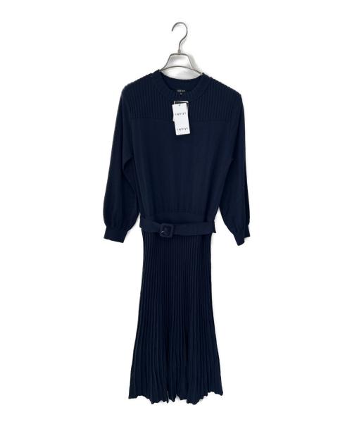 INDIVI（インディヴィ）INDIVI (インディヴィ) ニットワンピース ネイビー サイズ:40 未使用品の古着・服飾アイテム
