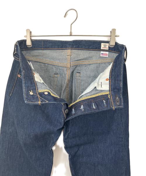 LEVI'S（リーバイス）LEVI'S (リーバイス) デニムパンツ ブラック サイズ:W33の古着・服飾アイテム