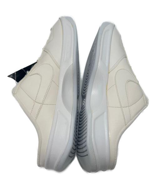 NIKE（ナイキ）NIKE (ナイキ) スニーカー ホワイト サイズ:28の古着・服飾アイテム