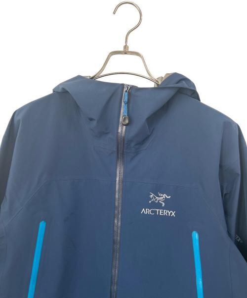 ARC'TERYX（アークテリクス）ARC'TERYX (アークテリクス) ベータSLハイブリッドジャケット ブルー サイズ:Mの古着・服飾アイテム