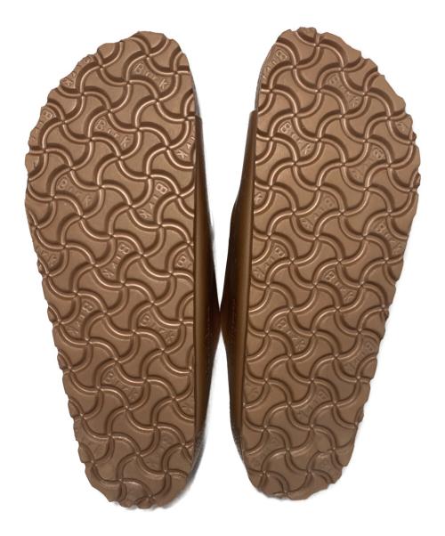 BIRKENSTOCK（ビルケンシュトック）BIRKENSTOCK (ビルケンシュトック) メタリックサンダル ブラウン サイズ:24cmの古着・服飾アイテム