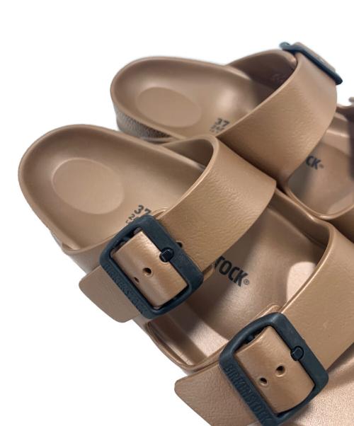 BIRKENSTOCK（ビルケンシュトック）BIRKENSTOCK (ビルケンシュトック) メタリックサンダル ブラウン サイズ:24cmの古着・服飾アイテム