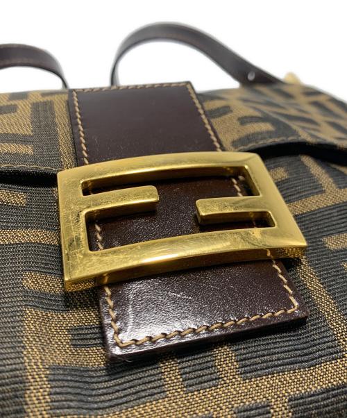 FENDI（フェンディ）FENDI (フェンディ) ショルダーバッグ ブラウンの古着・服飾アイテム