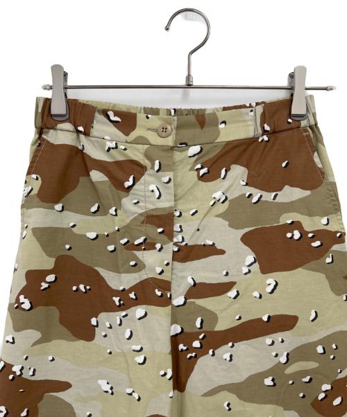 MM6 Maison Margiela（エムエムシックスメゾンマルジェラ）MM6 Maison Margiela (エムエムシックスメゾンマルジェラ) カモフラ柄クロップドパンツ ベージュ×カーキ サイズ:36の古着・服飾アイテム