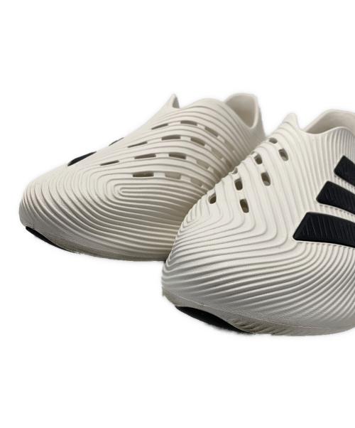 adidas（アディダス）adidas (アディダス) サンダル ホワイト×ブラック サイズ:26.5cmの古着・服飾アイテム