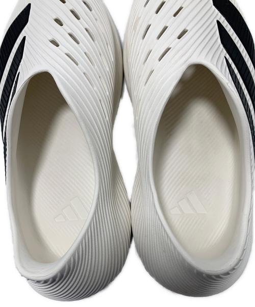 adidas（アディダス）adidas (アディダス) サンダル ホワイト×ブラック サイズ:26.5cmの古着・服飾アイテム