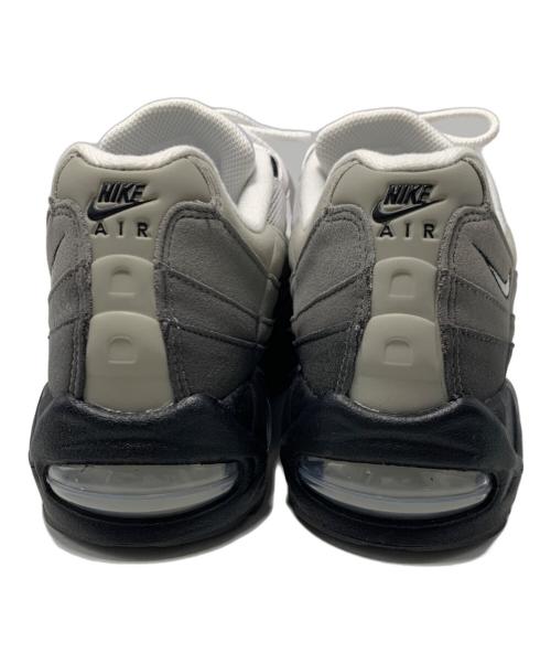 NIKE（ナイキ）NIKE (ナイキ) スニーカー ブラック×グレー サイズ:26.5の古着・服飾アイテム