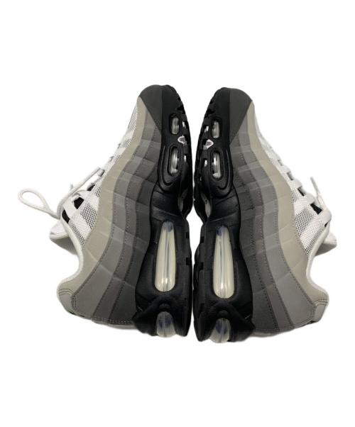 NIKE（ナイキ）NIKE (ナイキ) スニーカー ブラック×グレー サイズ:26.5の古着・服飾アイテム
