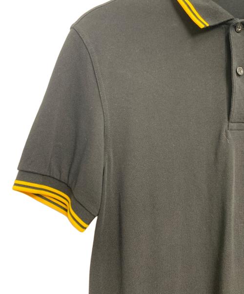 FRED PERRY（フレッドペリー）FRED PERRY (フレッドペリー) ポロシャツ ブラック×イエロー サイズ:SIZE Mの古着・服飾アイテム