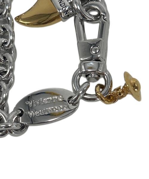 Vivienne Westwood（ヴィヴィアンウエストウッド）Vivienne Westwood (ヴィヴィアンウエストウッド) シャークトゥースブレスレット シルバー×ゴールドの古着・服飾アイテム