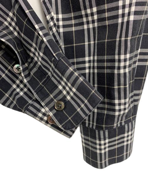 BURBERRY GOLF（バーバリーゴルフ）BURBERRY GOLF (バーバリーゴルフ) 長袖シャツ グレー×ホワイト サイズ:SIZE Mの古着・服飾アイテム