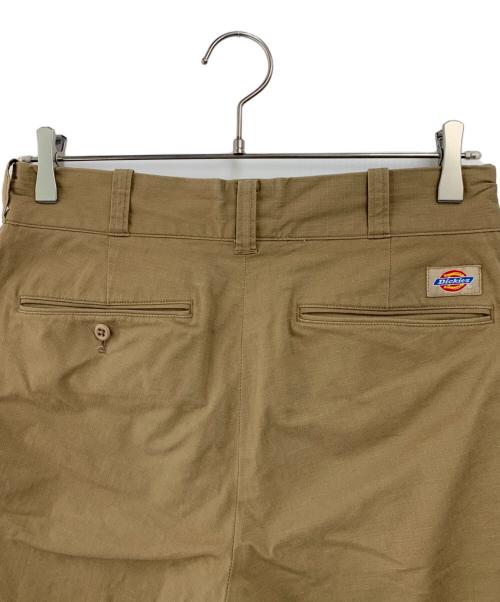 Dickies（ディッキーズ）Dickies (ディッキーズ) RHC Ron Herman (アールエイチシー ロンハーマン) Ron Herman別注ワークパンツ ベージュ サイズ:SIZE 30の古着・服飾アイテム