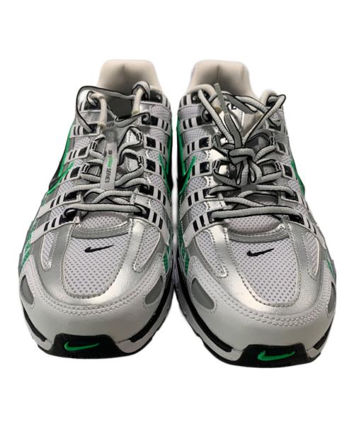 NIKE（ナイキ）NIKE (ナイキ) スニーカー ホワイト サイズ:31cmの古着・服飾アイテム