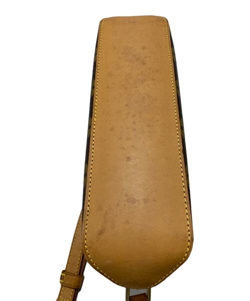 LOUIS VUITTON（ルイ ヴィトン）LOUIS VUITTON (ルイ ヴィトン) ショルダーポーチ ブラウンの古着・服飾アイテム