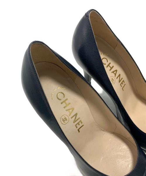 CHANEL（シャネル）CHANEL (シャネル) パンプス ネイビー×ブラック サイズ:SIZE 36 1/2の古着・服飾アイテム