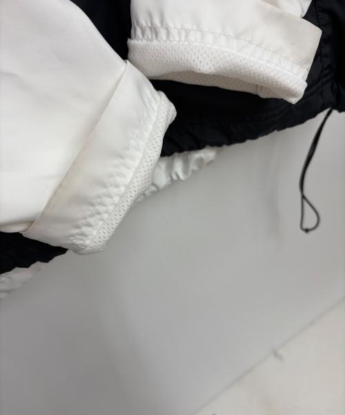 NIKE（ナイキ）NIKE (ナイキ) アノラックパーカー ホワイト×ブラック サイズ:XLの古着・服飾アイテム