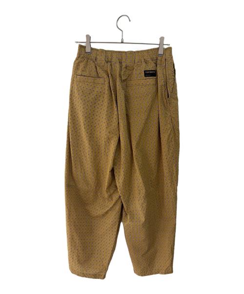 TIGHTBOOTH PRODUCTION（タイトブースプロダクション）TIGHTBOOTH PRODUCTION (タイトブースプロダクション) カラーパンツ ブラウン サイズ:Mの古着・服飾アイテム