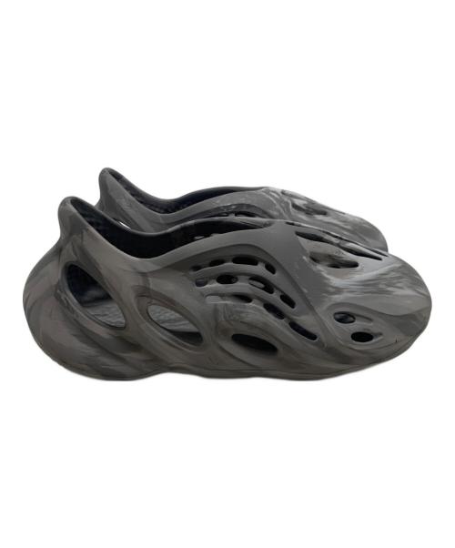 adidas（アディダス）adidas (アディダス) サンダル グレー系 サイズ:SIZE US9の古着・服飾アイテム